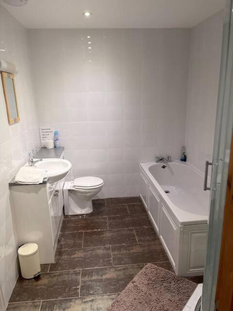 Holbeck Garden Villa Barrow-in-Furness Ngoại thất bức ảnh
